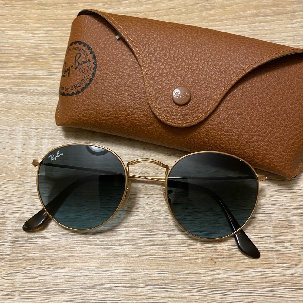 Ray-Ban RB3447 Round Metal Sunglasses Blue Gradient